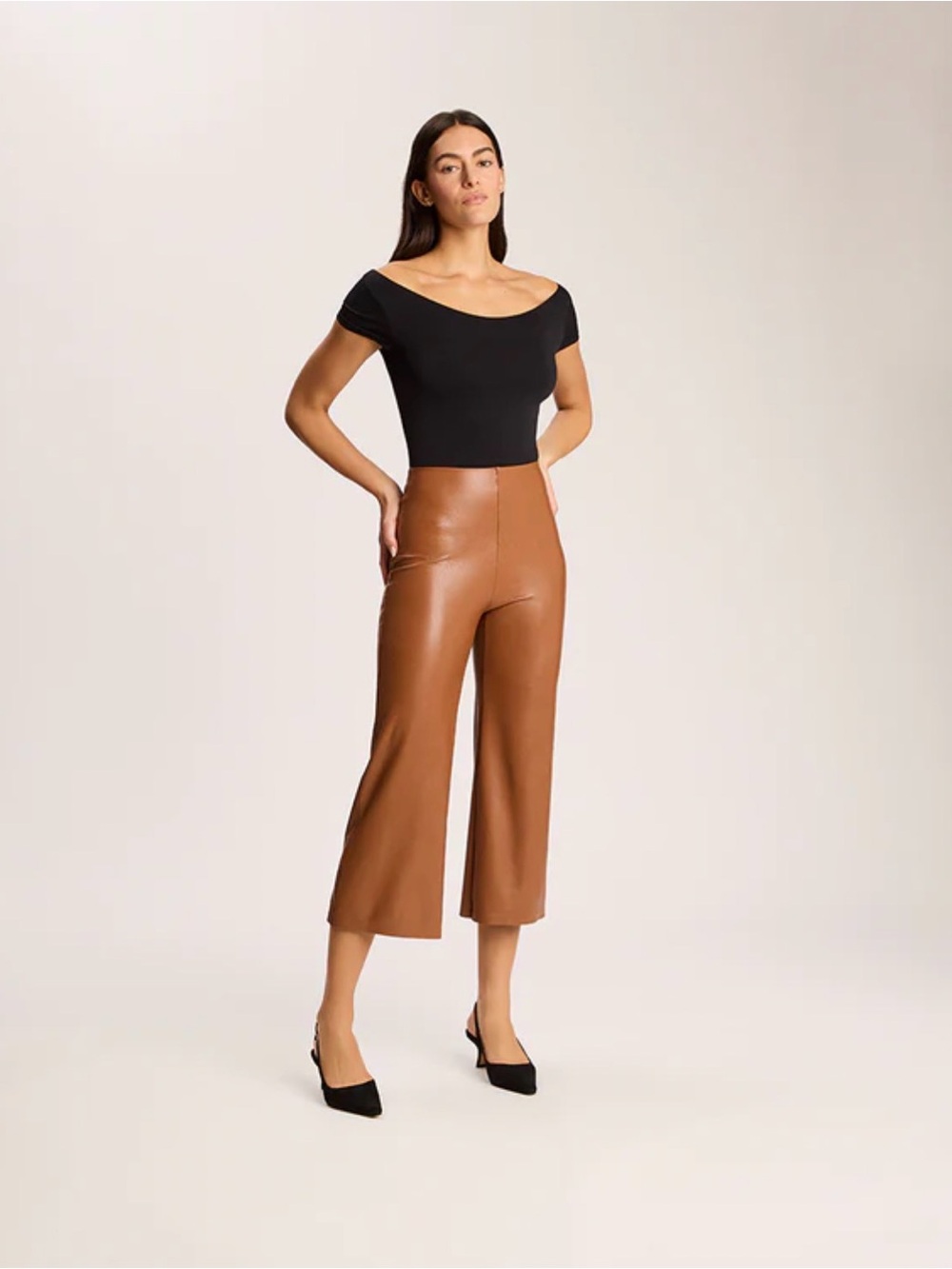 Women’s Wide-Leg Faux Cropped Leather Pants - Cognac